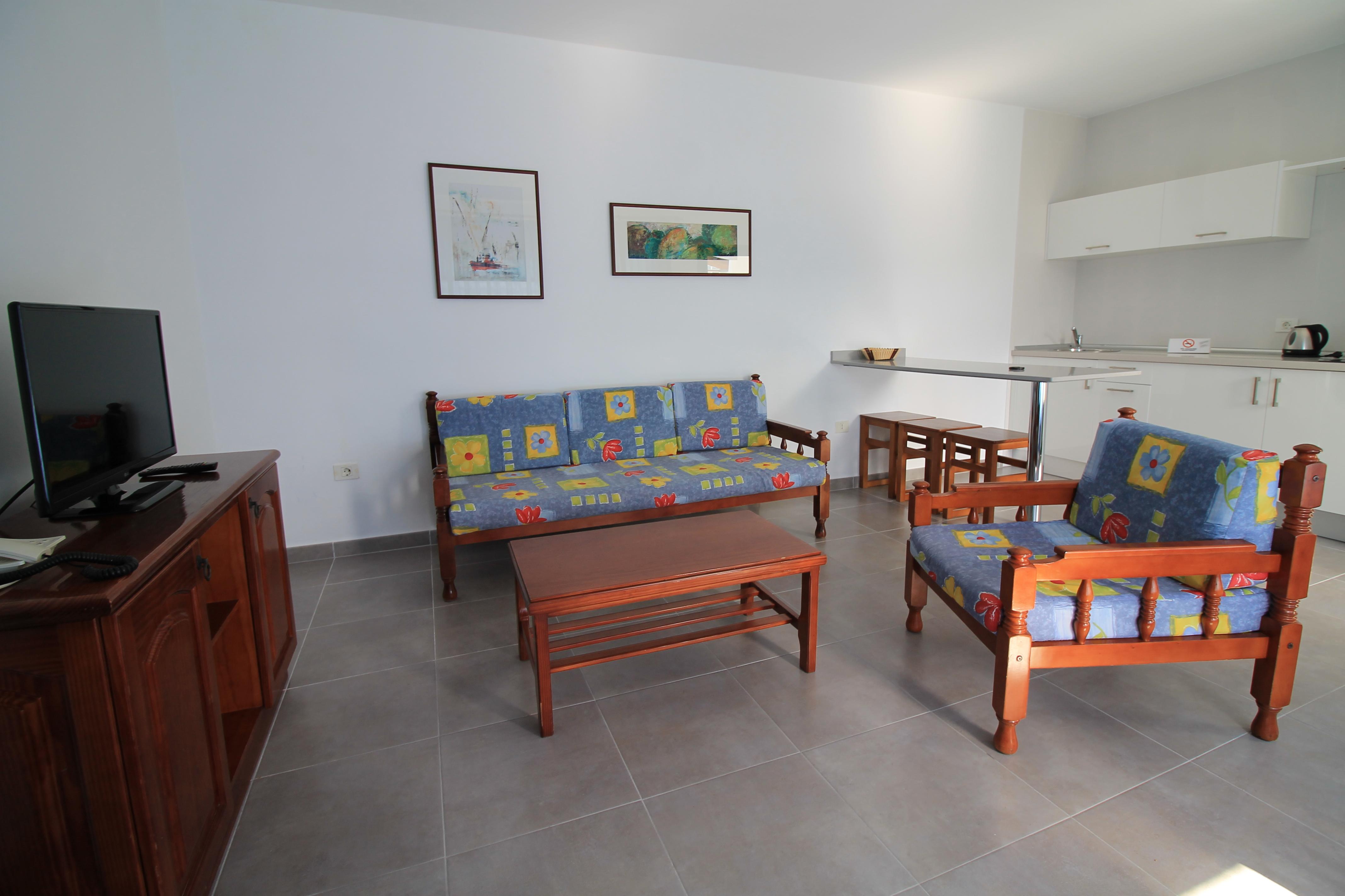 Apartamentos Elena Puerto del Carmen  Exterior photo