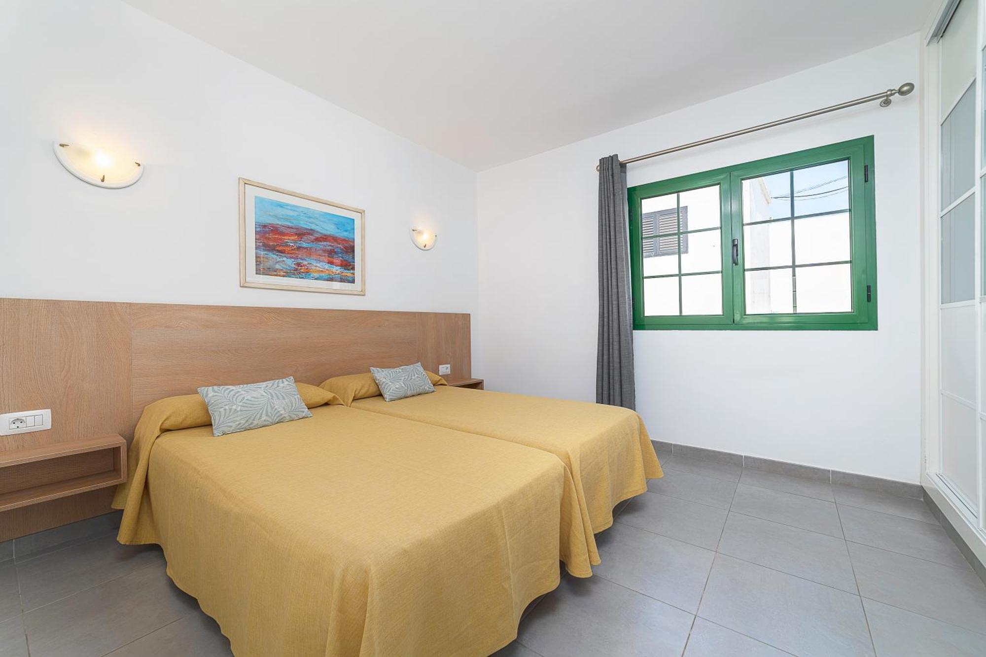 Apartamentos Elena Puerto del Carmen  Exterior photo