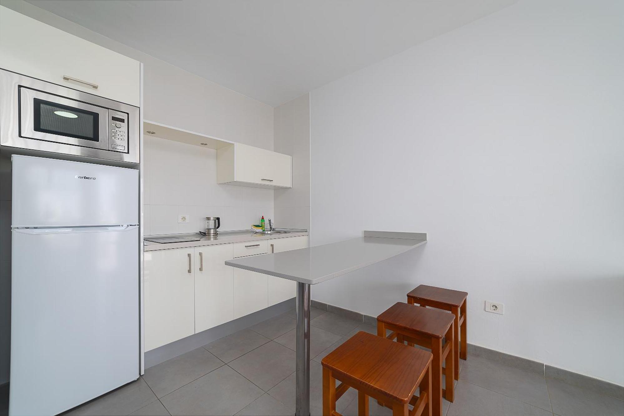 Apartamentos Elena Puerto del Carmen  Exterior photo