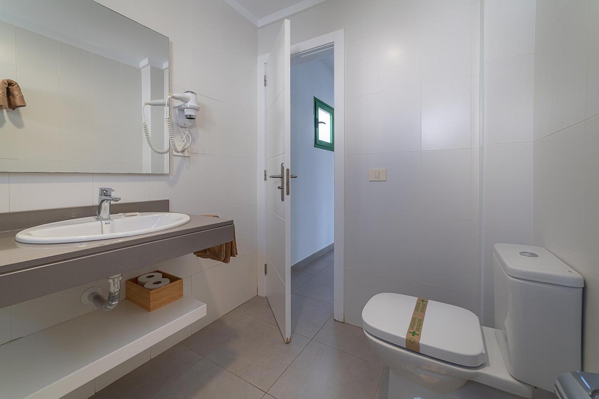 Apartamentos Elena Puerto del Carmen  Exterior photo