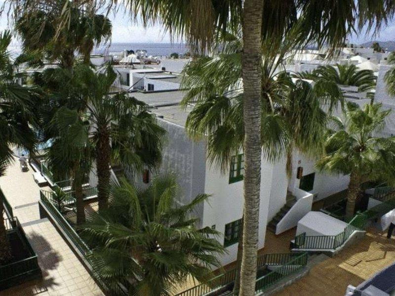 Apartamentos Elena Puerto del Carmen  Exterior photo